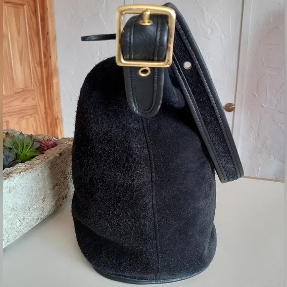 Coach Berkeley Duffle Sac in Black Suede 9010, Ruff-Out